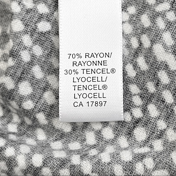 Banana Republic Patterned Short Sleeve Top - Picture 6 of 11